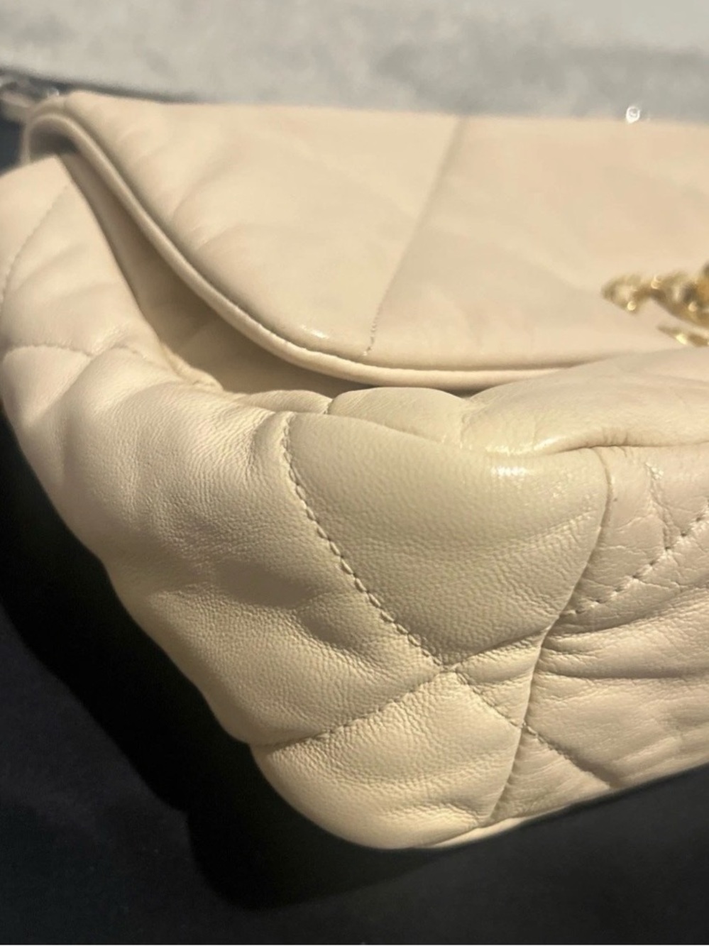 CHANEL Chanel 19 Small Medium 2Way Shoulder Crossbody Bag Lambskin Leather Beige - Picture 3 of 15